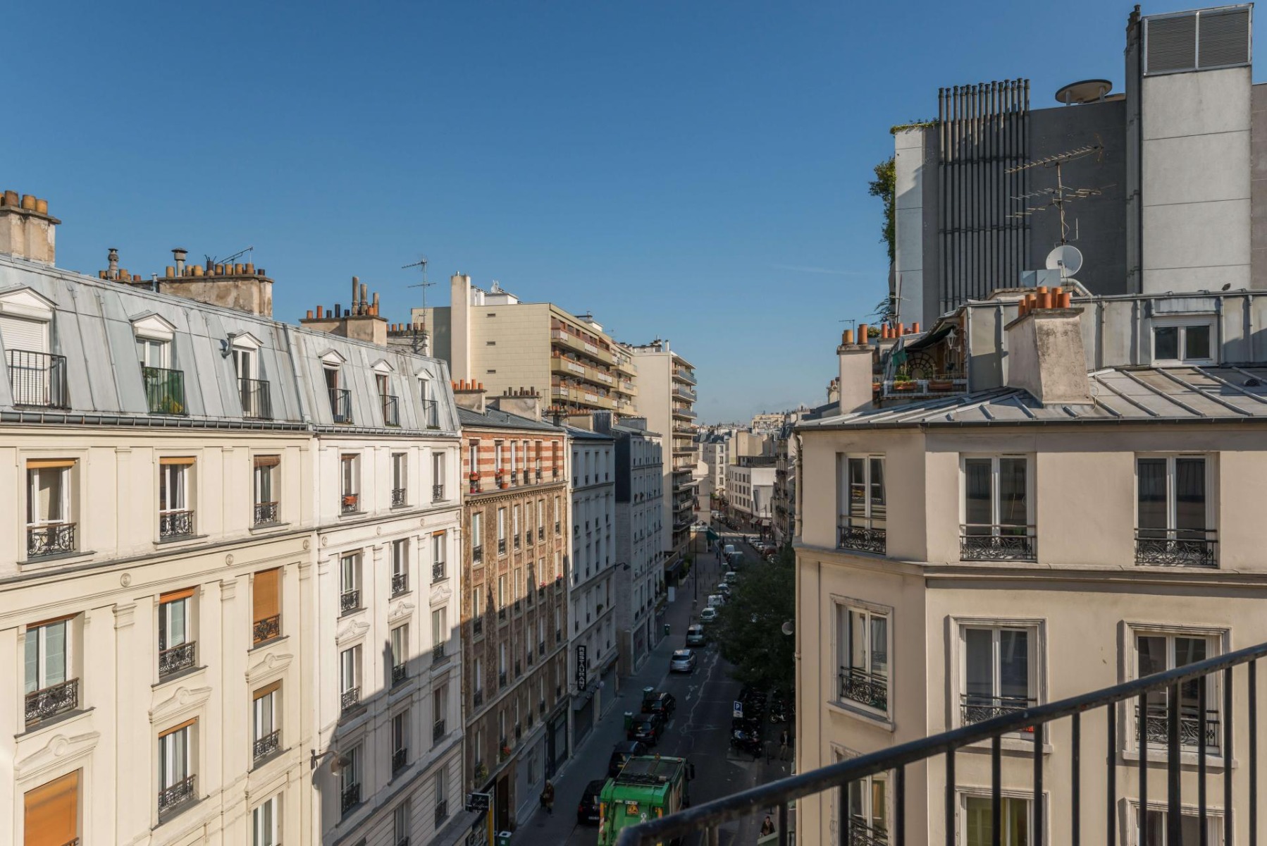 Hotel de Charonne - Upandround
