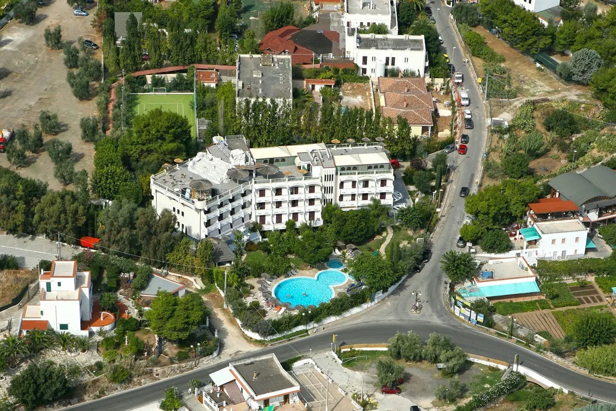 Park Hotel Valle Clavia - Upandround